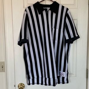 Authentic referee jersey made in 🇺🇸 USA. Extra L